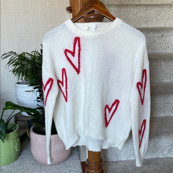 Elan Cozy Soft Crewneck Sweater with Red Heart Accents - Picture 2 of 11